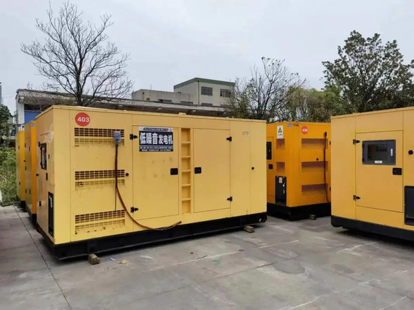 顺河回族干式空气滤清器和湿式空气滤清器有什么区别？