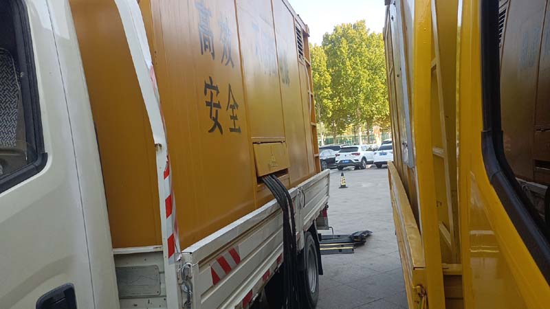 顺河回族如何判断柴油发电机组和UPS电源的切换时间是否符合要求？