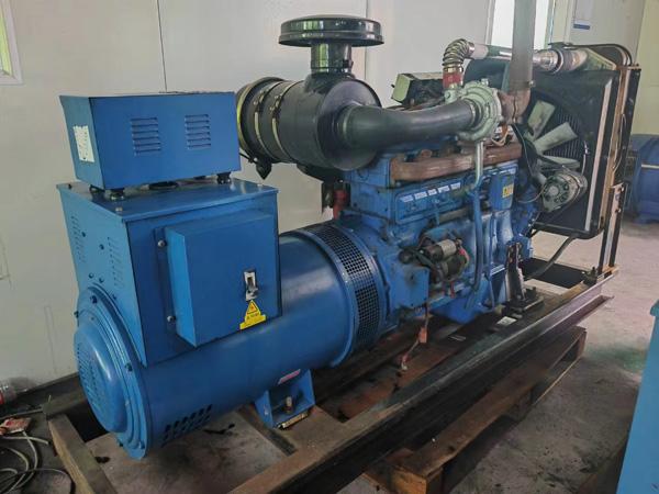 顺河回族100kW柴油发电机组使用多级机油有哪些优缺点？